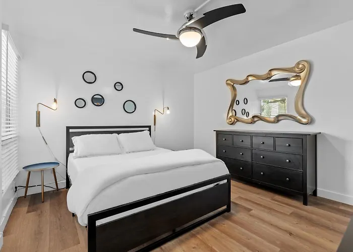 Apartment Primo Location - Heated Pool & Parking Scottsdale